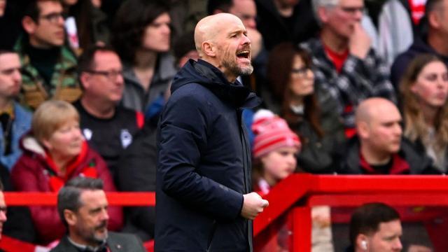 滕哈赫：防线减员严重 马圭尔和林德勒夫表现不错